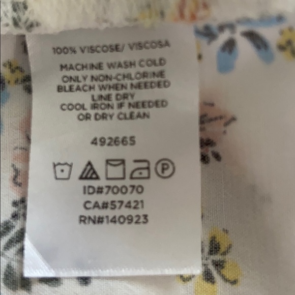 Loft Floral Ruffle-Sleeve Blouse w/Tie-Neck LP - Picture 5 of 5